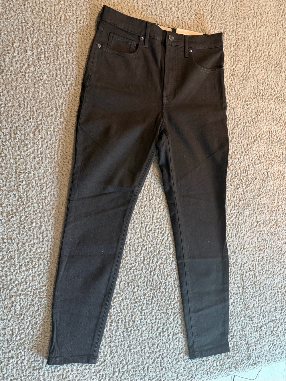 Everlane Black Skinny Jeans — High-Rise Slim Fit
